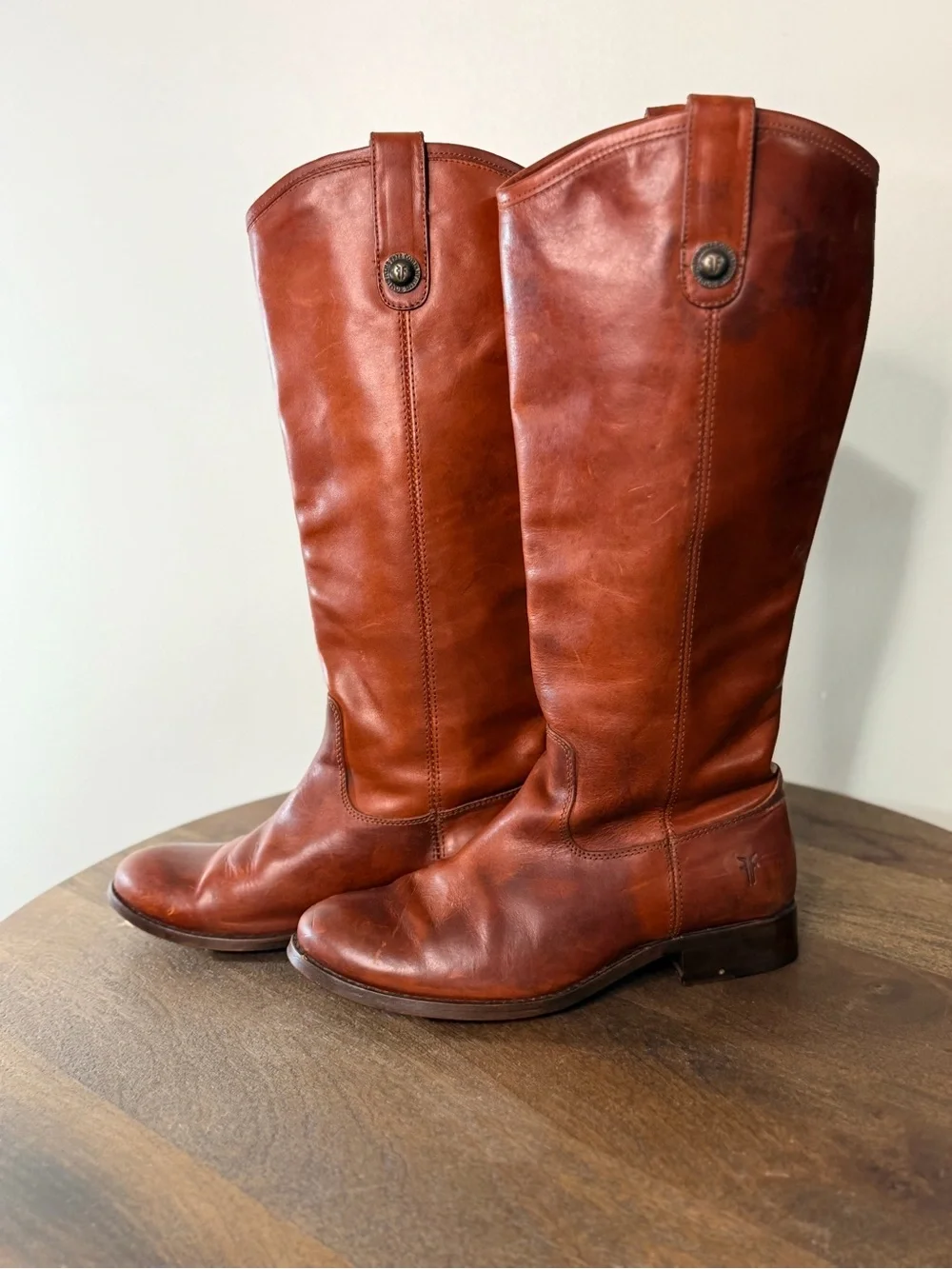 Frye Melissa Button Boots in Cognac Size 6